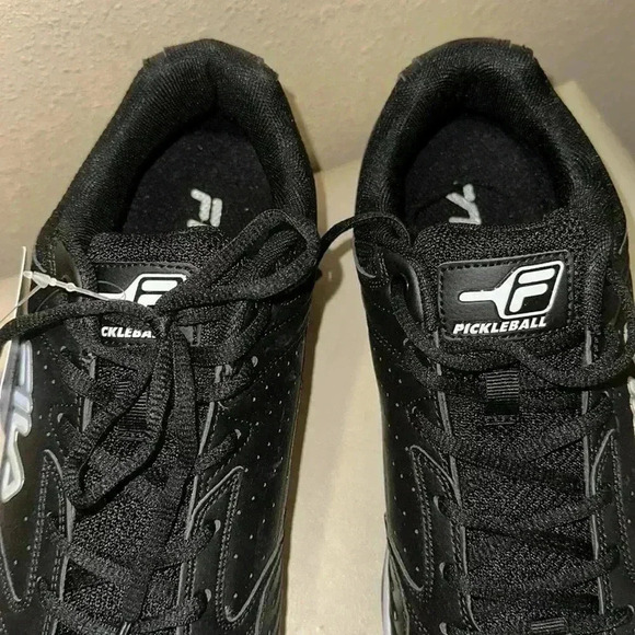 Fila Pickleball. Size 11.5 - Picture 4 of 8